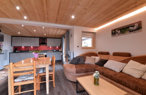 Fellering Ski Chalet | Panoramic Chalet beautiful view of the valley and well accessible
