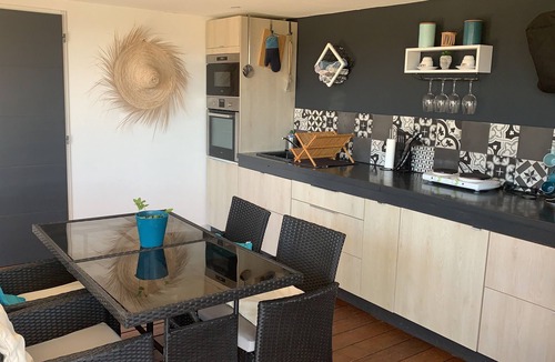 Montbazin House | Panoramic view of the village