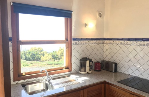Puntagorda Apartment | Peaceful Atlantic sea views Fibre WiFi, Air con, Heating walk to farmers' market