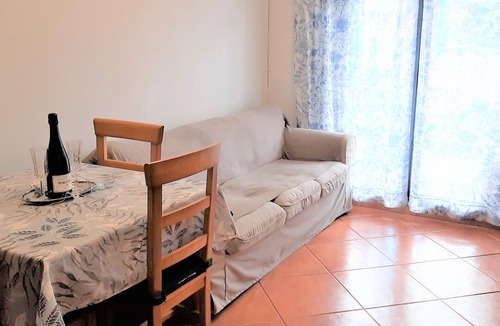 Canet de Berenguer Apartment | Peony beech Apartment with Free WiFi