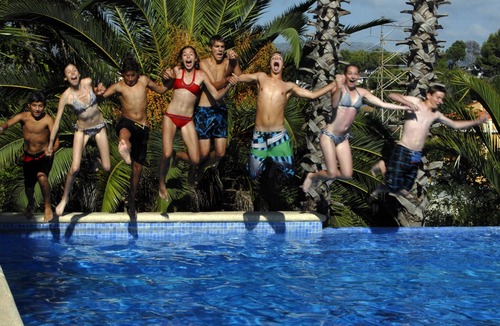 Sant Pere de Ribes House | Perfect for events and groups with sauna and infinity pool and well equipped gym