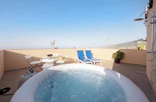 Las Arenas House | Pet-Friendly Vacation Home "Casa Luz" with Sea View, Whirlpool & Wi-Fi