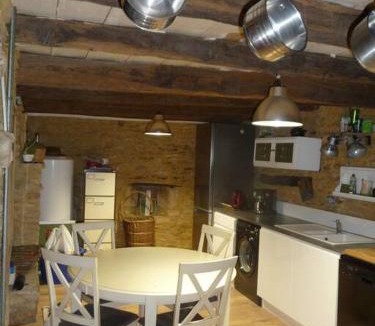 Saint-Amand-de-Coly House | Petite maison de caractère