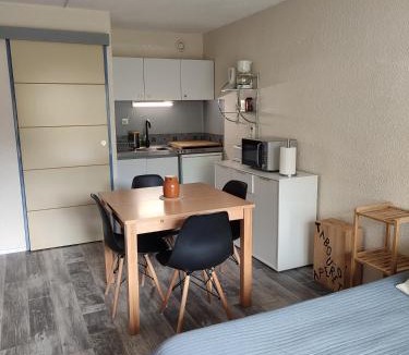 Saint-Lary-Soulan Apartment | Pla d' Adet, appart 4 personnes Résidence le Grand Stemm , station de ski Saint Lary , pieds des pistes et randonnées
