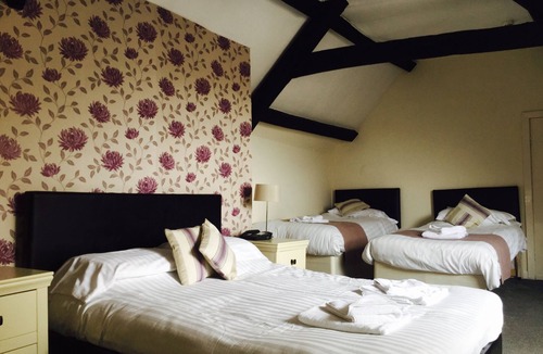 Bala Hotel | Plas Coch Hotel