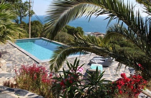 Beleser House | Port de la Selva Surrounded by nature, house, swimming pool, large plot and beautiful view