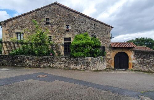 Medio Cudeyo Hotel | Posada La Lomba