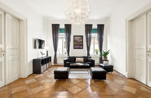Smichov Apartment | Prague Hostel Apartments