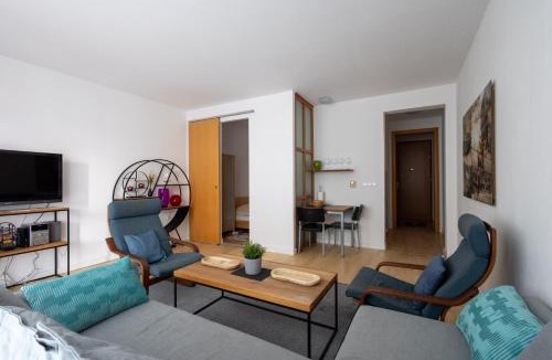 Vrsovice Apartment | Praha 2