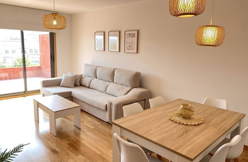 Laxe Apartment | PreaMar Spacious apartment with sunny terrace and open views