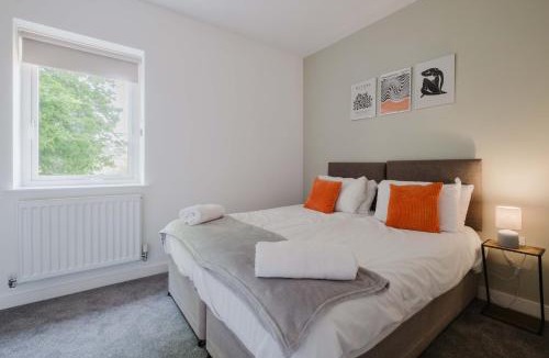 Upton Apartment | Pristine and Modern Home away from Home