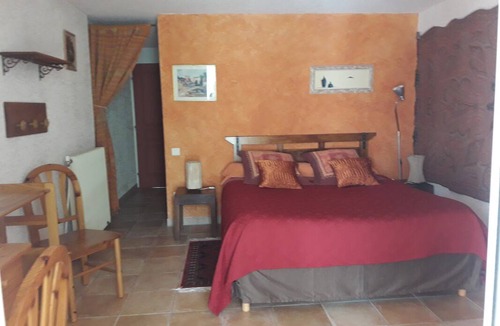 Soubes Resort | Private room ∙ 1 guest