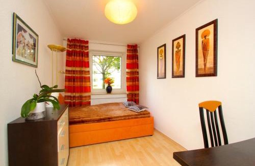 Region Hannover District House | Private Rooms Laatzen