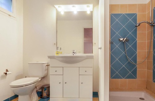 Nord Apartment | Quaint 1br in a villa with swimming pool in Aix-en-Provence Welkeys