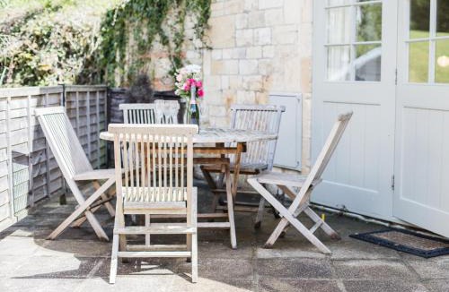 Winchcombe House | Queens