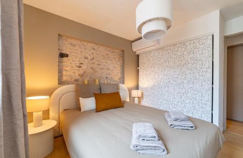 Faubourg Apartment | Raffinement Romain Cœur de Nimes Lumineux