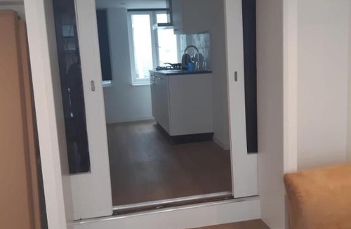 Red Light District Apartment | RED LIGHT DISTRICT COZY APARTMENT