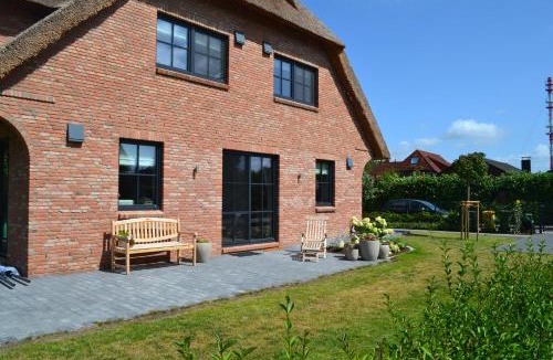 Eiderstedt House | Reetdachhaus Nordstern