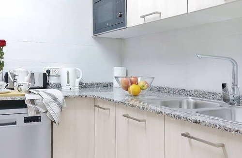 el Fort Pienc Apartment | Relaxing 3BR with terrace near the beach and Auditori - Ascot