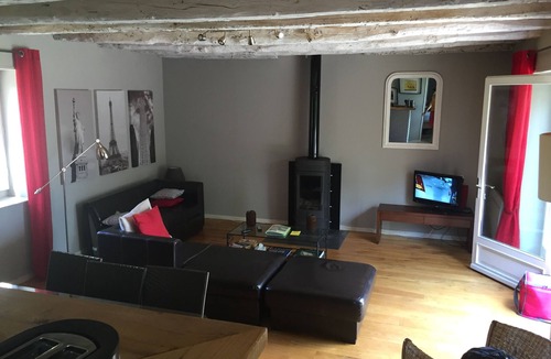 Montignac House | Renovated house in black Périgord with private pool and wifi for 6/8 people