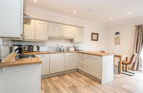Brisley House | Robin's Nest