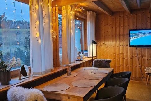 Munchsteinach Villa | Romantisches Waldhaus mit Privatsauna, Grill und Feuerschtelle