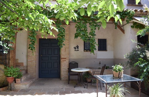 Consuegra Apartment | Room 'Doble Superior - Los Gigantes' with Shared Pool, Wi-Fi and Air Conditioning