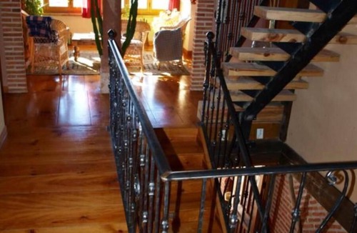 Villovela de Piron Hostel | ROOM IN A CHARMING HOUSE