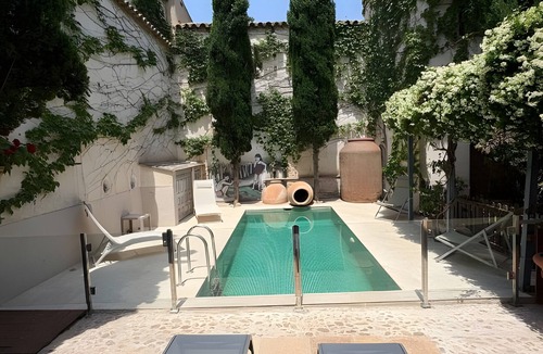 Consuegra Apartment | Room 'La Cuna' with Shared Pool, Wi-Fi and Air Conditioning
