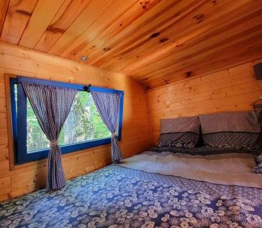 Valgorge Other | Roulotte la bleuet avec piscine