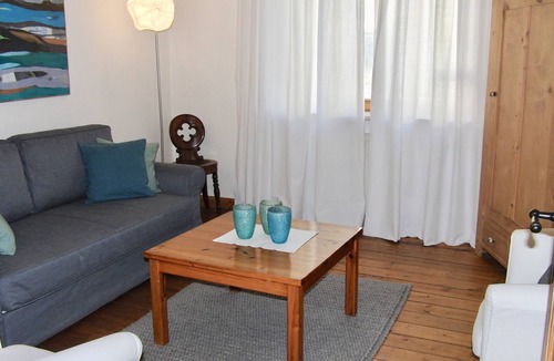 Celle Apartment | Ruhig Gelegen, Aber Zentrumsnah. In 10 Min. zu Fuß zum Badeland. Haustiere erl