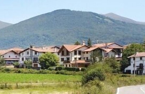 Iraizotz Apartment | Rural apartment Aptos. Etxeberría I, II and III for 4 people