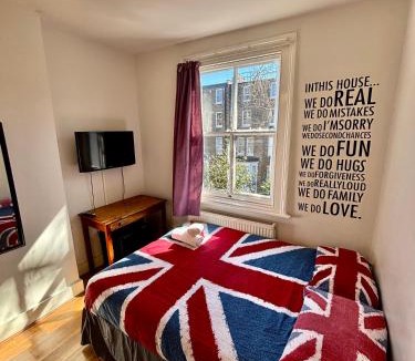 Kensington Hostel | Saint James Backpackers