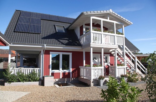 Salzwedel Apartment | Scandinavian charm - sun-drenched terrace - Quiet location - New!