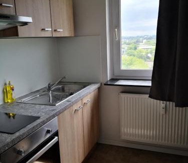 Oberstadt Apartment | Schöne Wohnung 27 B nah Uni Klinik
