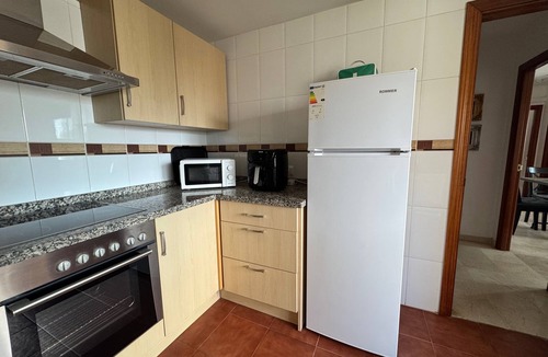 Estepona Apartment | Sea View parking. pool. multi language TV. SKY/BT Walk to Beach/Old Town/Port