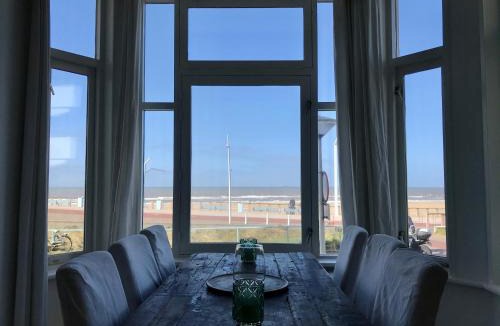 Scheveningen Badplaats Apartment | Sea view Scheveningen
