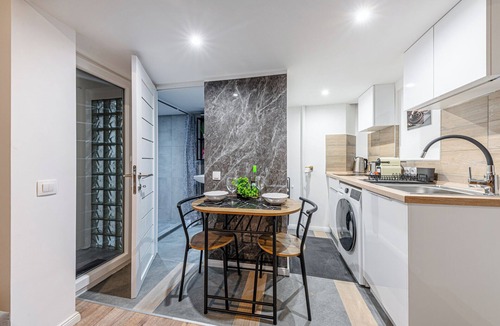 Ferencvaros Apartment | Secret Charming Studio