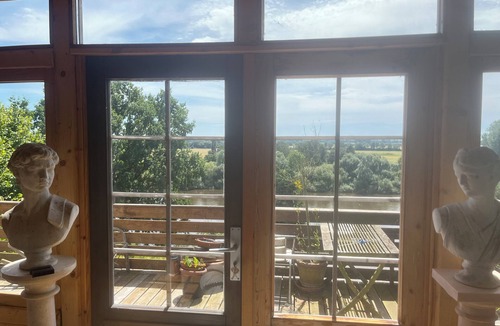 Schneiderburg House | Sehr Ruhig Gelegenes Ferienhaus mit Großem Garten Direkt an der Weser