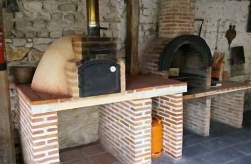 Campo de Cuellar Cottage | Self catering cottage Laguna Herrera for 14 people