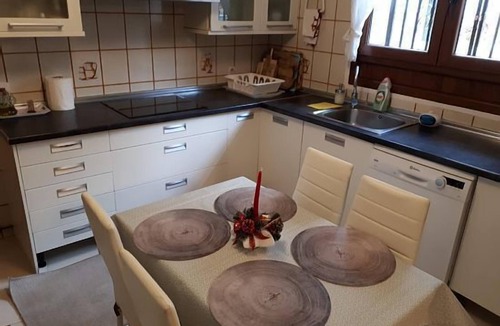 Alpedrete Cottage | Self catering Robertina for 12 people
