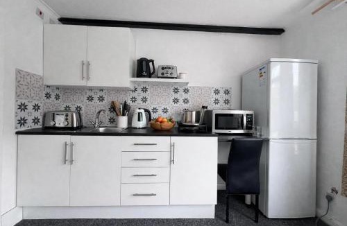 Slough Apartment | Self-contained Studio Slough, Berkshire