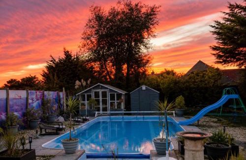 Herne Bay Ski Chalet | SherPai Lodge