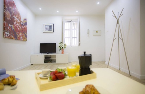 La Seu Apartment | Singular Stays El Micalet