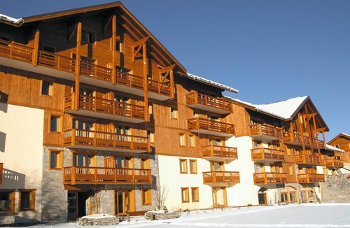 La Toussuire Apartment | Ski Getaway with Shared Pool