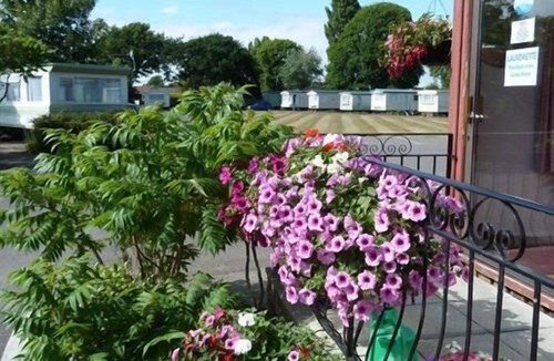 Aldwick House | Skylark - 4 berth caravan at Copthorne Caravans
