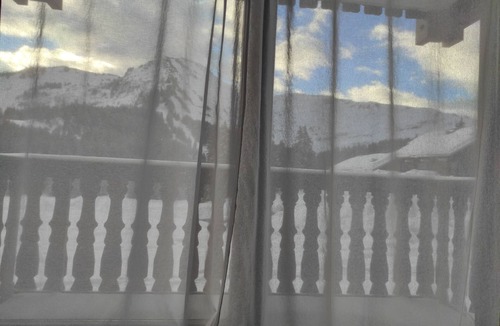 Mieussy Apartment | Soleil a la Montagne Wifi Gratuit Piste a Deux Minutes à Pieds Appt 4 Pers