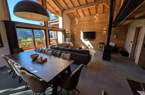 Vaujany Ski Chalet | Sophisticated, Relaxed Chic - Chalet Sika rented Sunday-Sunday
