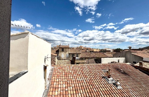 Cadereau Apartment | Spacious 2 bedrooms - fully equiped, A/C