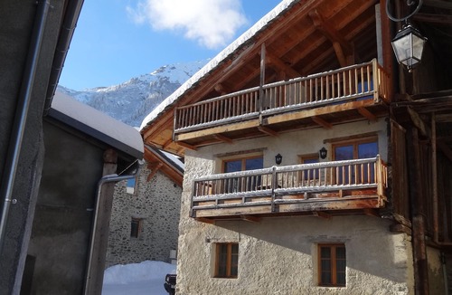 Villaroger Ski Chalet | Spacious and comfortable chalet for 13 people - connected to Arcs 2000 in 20 minutes